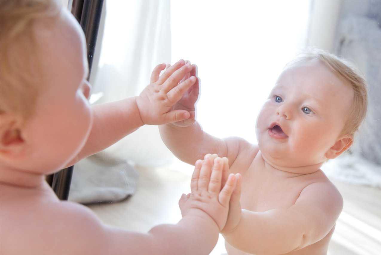 Как развивается малыш в возрасте двух лет и одного месяца?