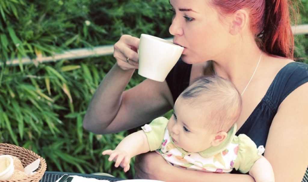 Можно ли маме пить молоко при грудном вскармливании ребенка?