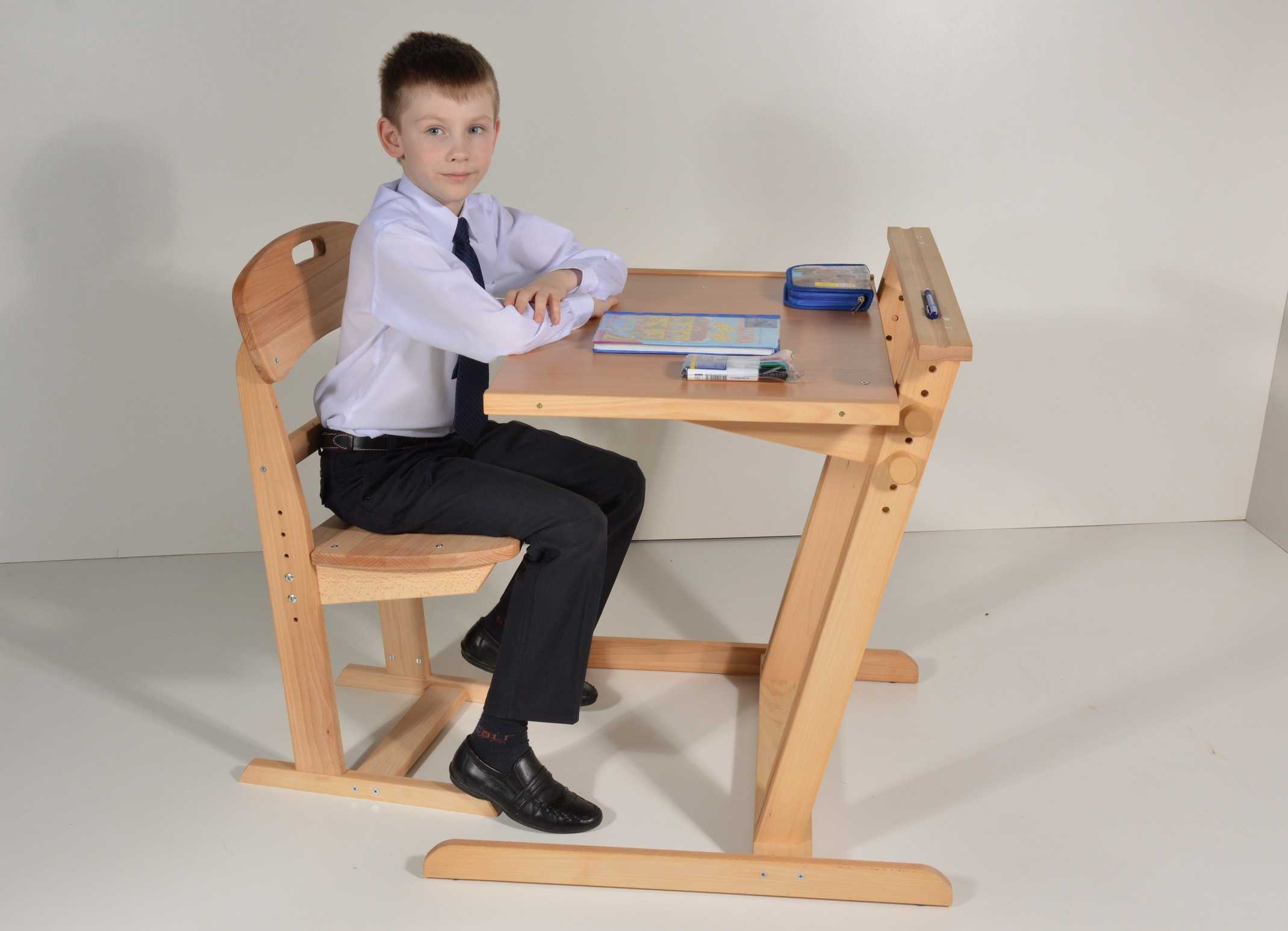 Как выбрать стул для школьника, на что обращать внимание