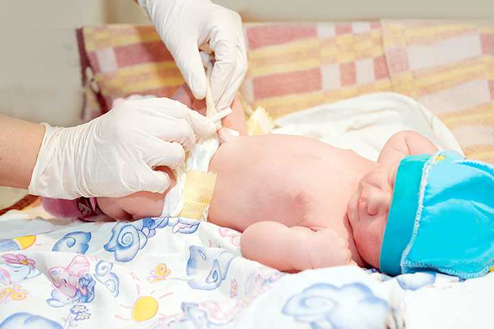 Как проходят первые дни в роддоме с новорожденным, что будут делать врачи и медсестры, что нужно знать о малыше и своем самочувствии Об этом читайте в нашей статье