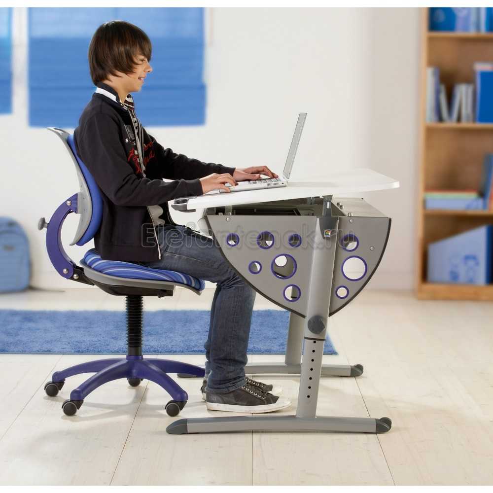 Кресло для школьника: регулируемой детское кресло для письменного стола, компьютерная модель для детей для дома
