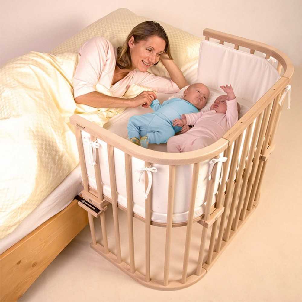 Приставная кроватка для новорожденных (56 фото): детская приставка к кровати родителей