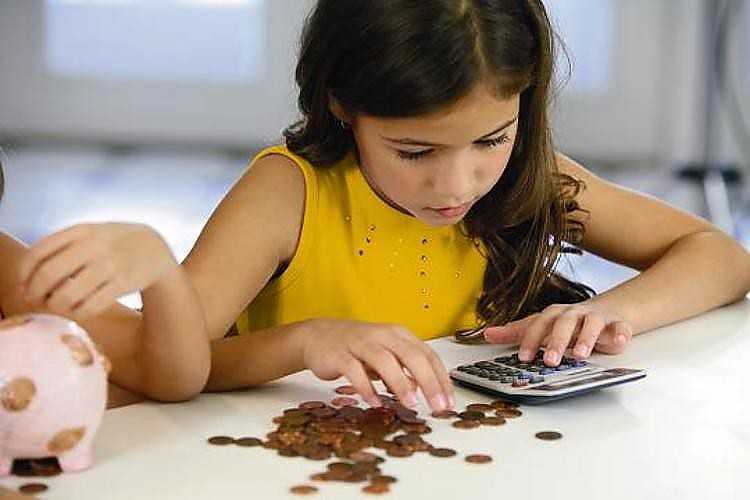 5 важных правил, как давать ребёнку карманные деньги - лайфхакер