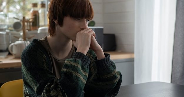 Алкогольная зависимость у подростков: что делать родителям — практическое руководство