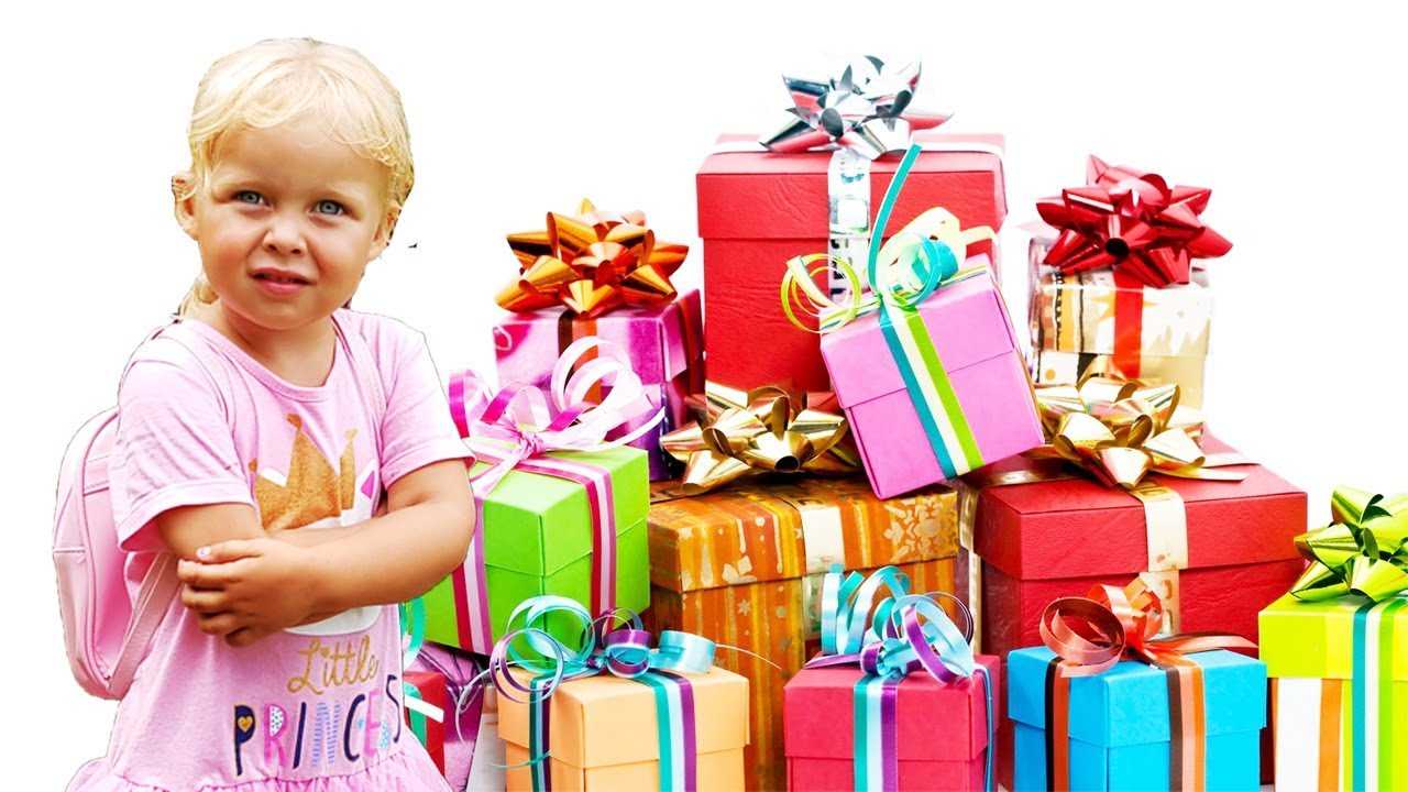 Что подарить девочке на 4 года - подборка крутых идей для подарков