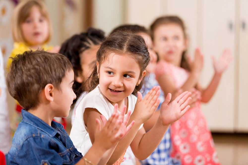 Чем характерно общение дошкольников со сверстниками