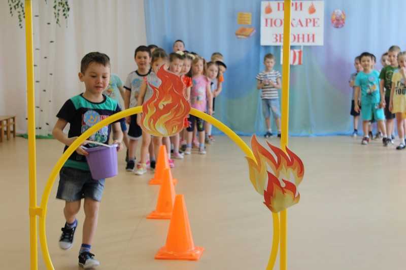 Спортивно-познавательное развлечение по пожарной безопасности «мы юные пожарные». старший дошкольный возраст. воспитателям детских садов, школьным учителям и педагогам - маам.ру