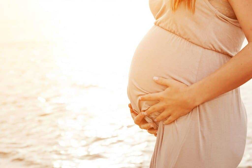 Узнайте все самое важное о 24 неделе беременности на нашем сайте шевеление и размер плода, ощущения будущей мамы