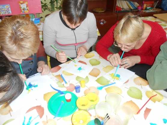 Мастер-класс для родителей и детей средней группы нетрадиционные техники рисования «весёлые художники»