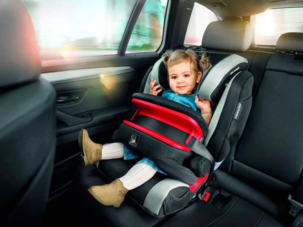 Можно ли перевозить детей на переднем сиденье?