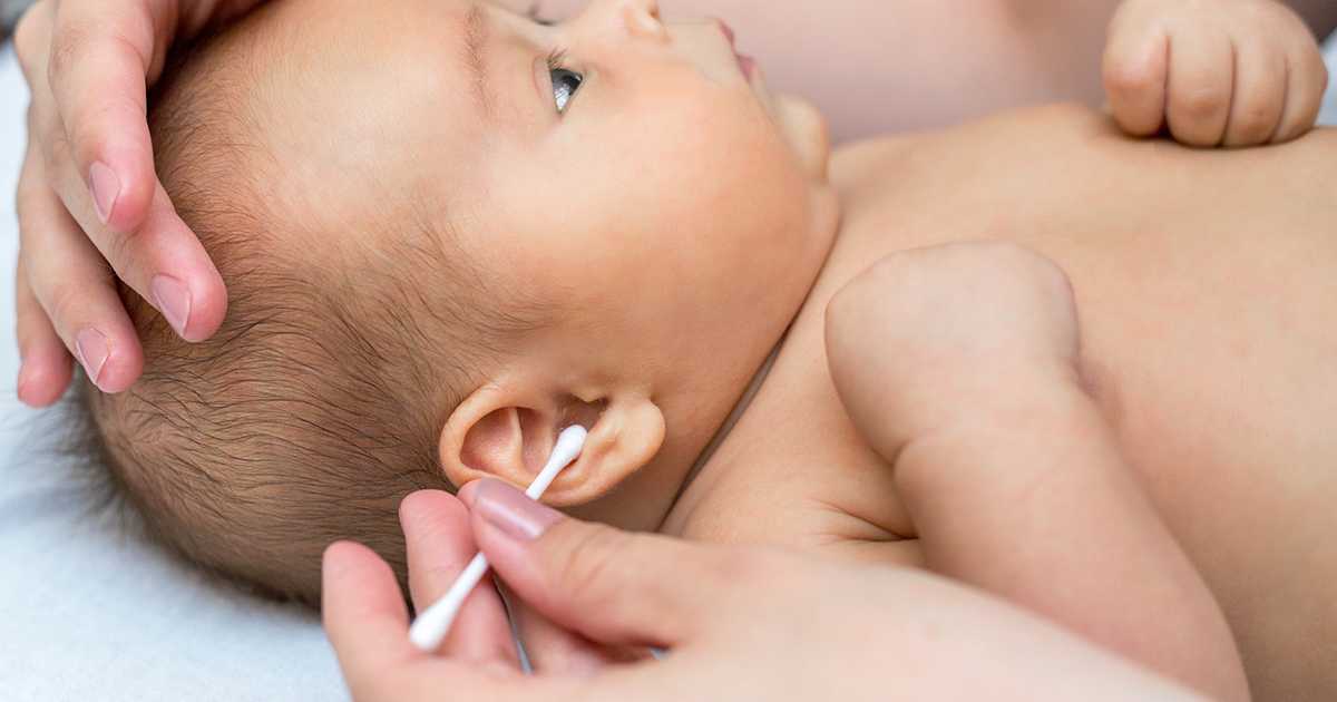 Эффективные домашние методы чистки ушей от серы у детей. все, что нужно знать о сере в ушах у грудничка: нормы, отклонения и пути их решения