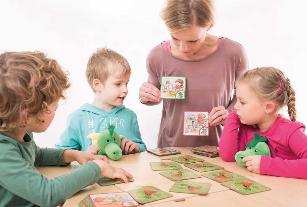 Какие игры полезны ребенку в 3-4 года Лучшие игры для развития внимания, памяти, творческих способностей, мышления и логики, чувства ритма и ловкости в возрасте 3- 4 лет. Как правильно организовать досуг ребенка