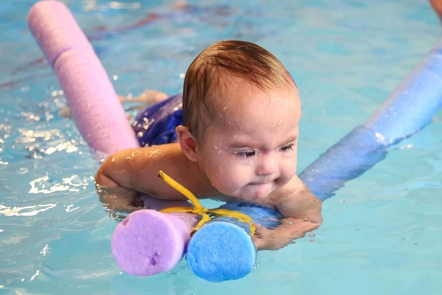 Как правильно плавать в бассейне - техника для начинающих взрослых и детей, учимся плыть быстро и не уставать