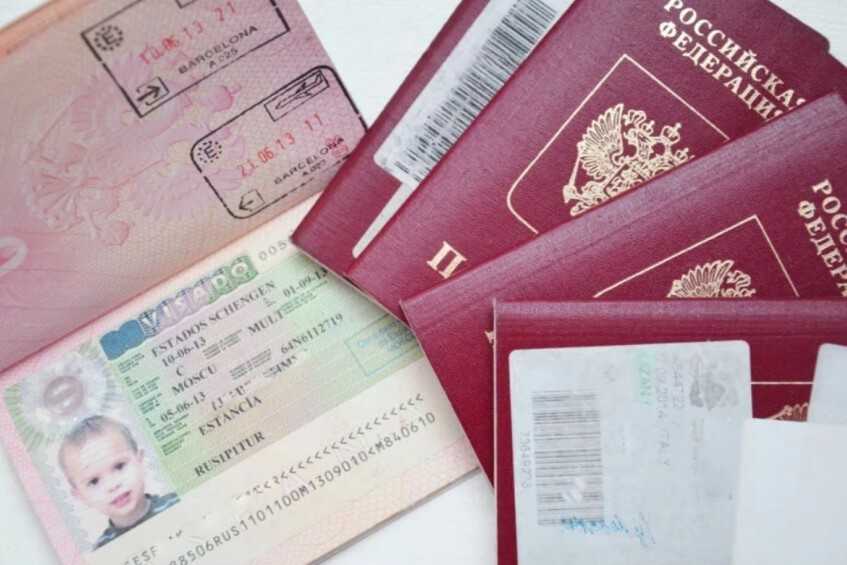Шенгенская виза для детей: документы и получение