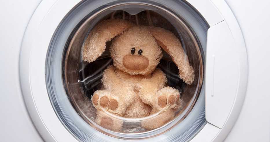 Как стирать мягкие игрушки в стиральной машине автомат и руками в домашних условиях
