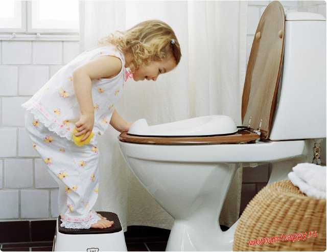 Ребенок боится ходить в туалет: как справиться с детским психологическим запором