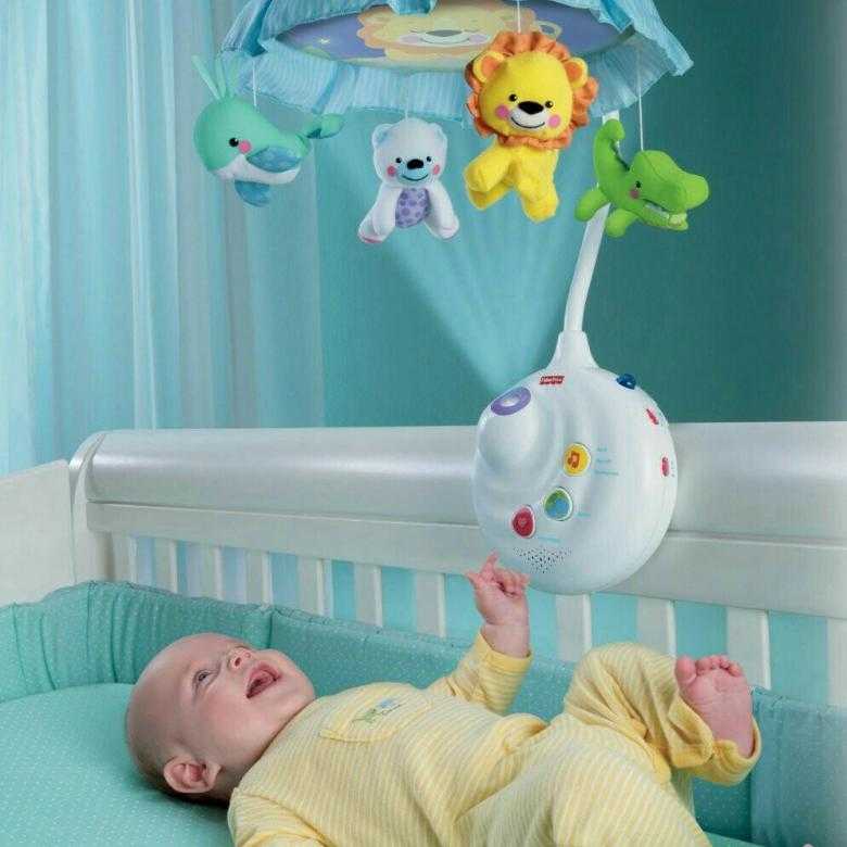 Мобиль в кроватку для новорожденного: когда стоит вешать и как правильно выбрать?
