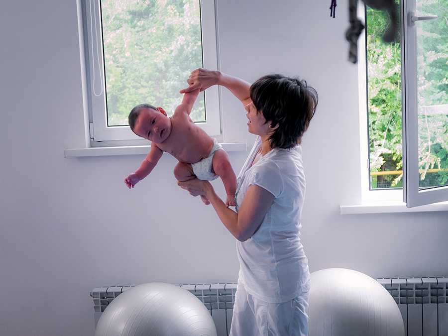 Гимнастика для новорожденных