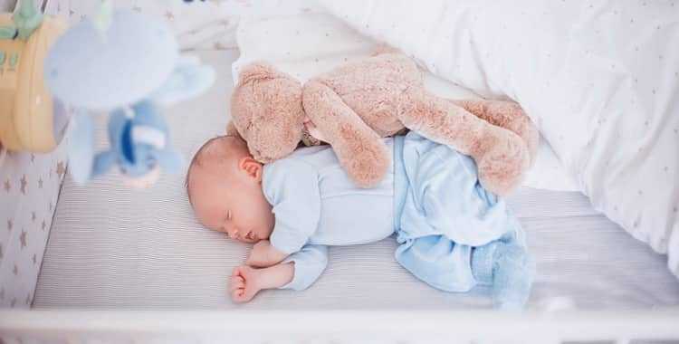 Как правильно и быстро уложить спать новорожденного ребенка