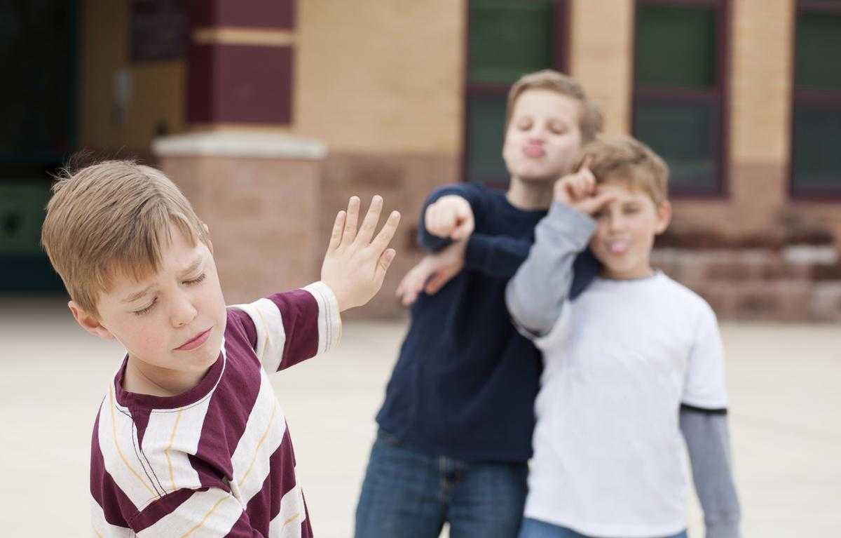 Ребенок дерется: что делать, как отучить ребенка драться в 1,5, 2, 3, 4 года