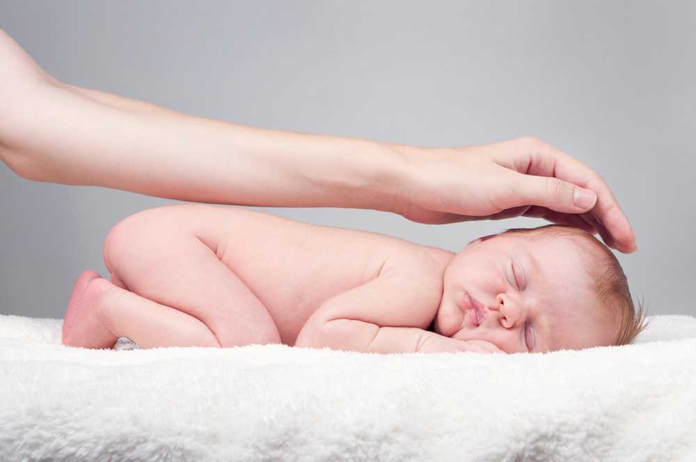 Новорожденный ребенок: заботы и аспекты | pampers
