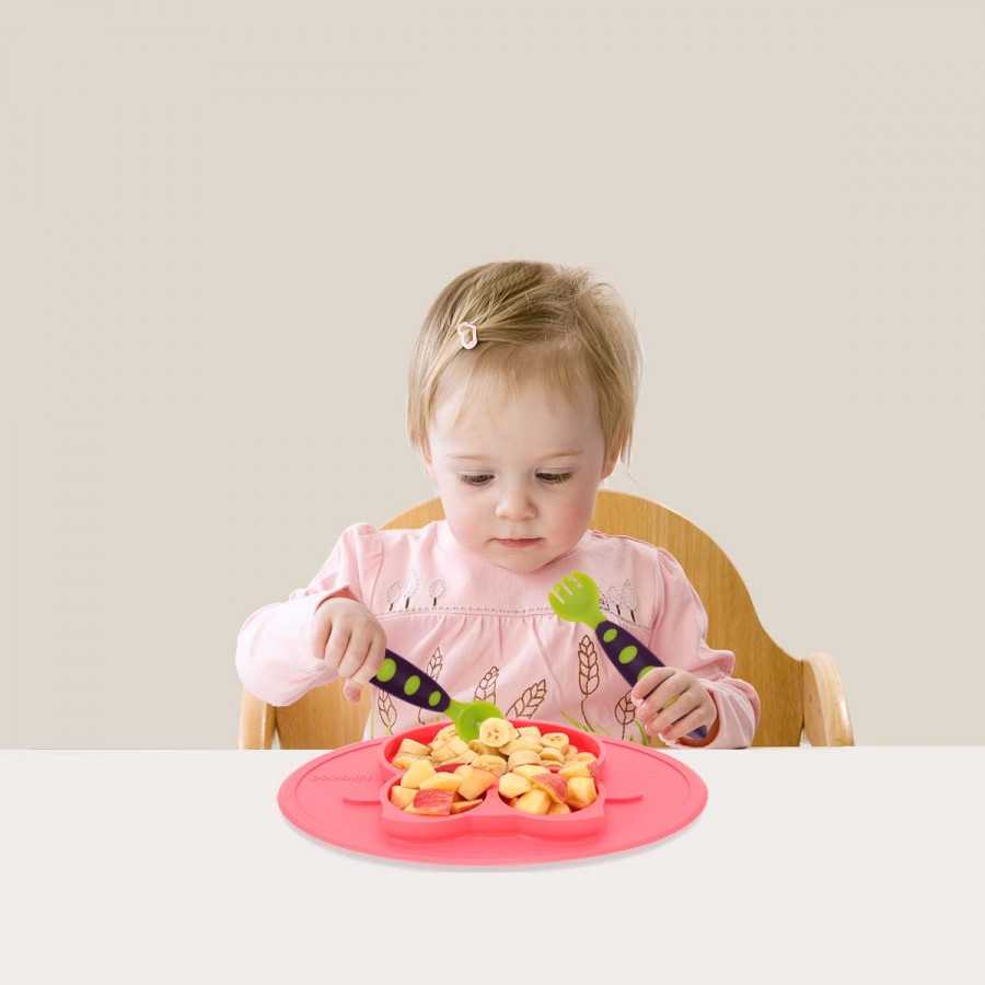 Учим ребенка правильно кушать ложкой самостоятельно в 1 год